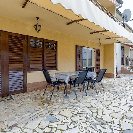公寓 Apartman Mirela Tar-Vabriga